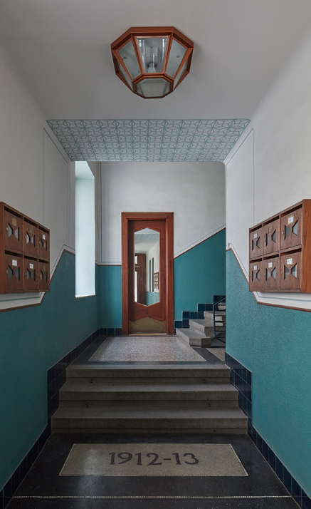 Adolf Hoffmeister Apartment