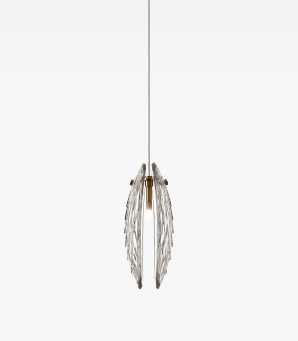 BOMMA-mussels-clear-brushed-gold-fitting-closed