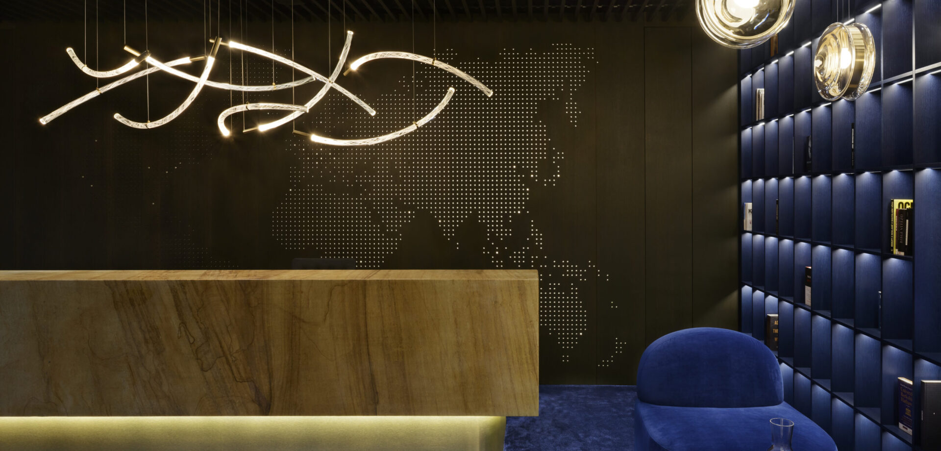 Flare_Phenomena_ONE FAMILY OFFICE_interior_CMC_Architects_ph_Havlova (3)